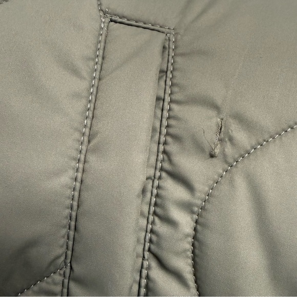 32 Degrees Olive Green Quilted Lightweight Jacket Size Small - Picture 10 of 11